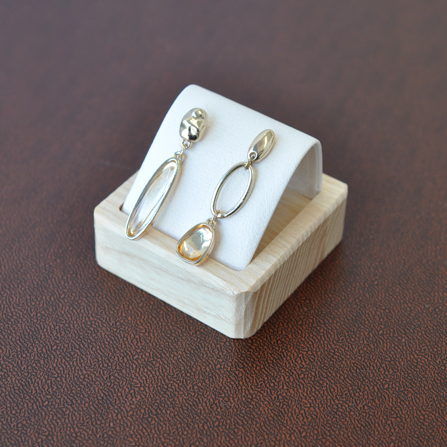 ピアス